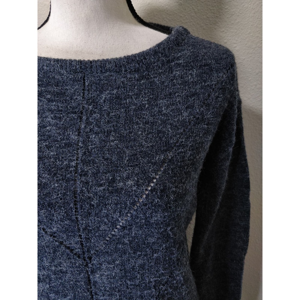 3/$20 ASOS Blend She She Dares Blue Eyelet Fuzzy Knit Pullover Sweater Size XS - Picture 2 of 9